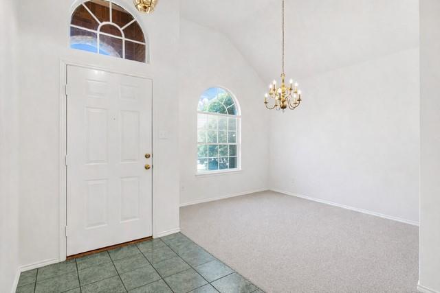 Building Photo - 2720 Zoeller Dr