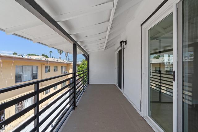 Building Photo - 1206 Tamarind Ave