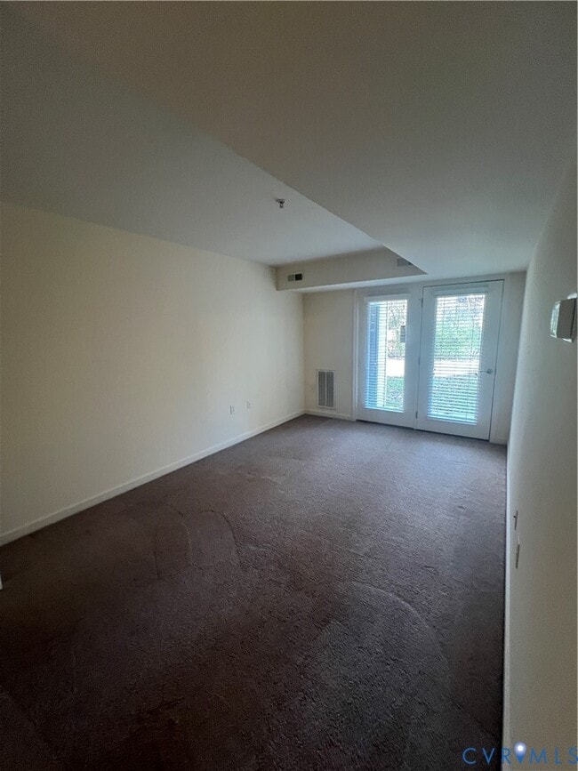 Building Photo - 3415 Prince George Dr