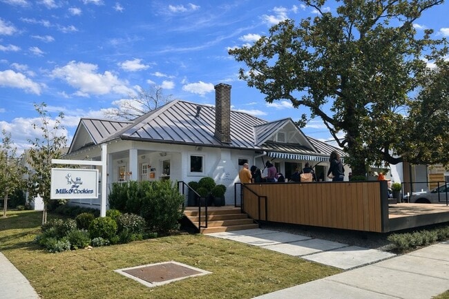 Building Photo - 516 Heights Blvd