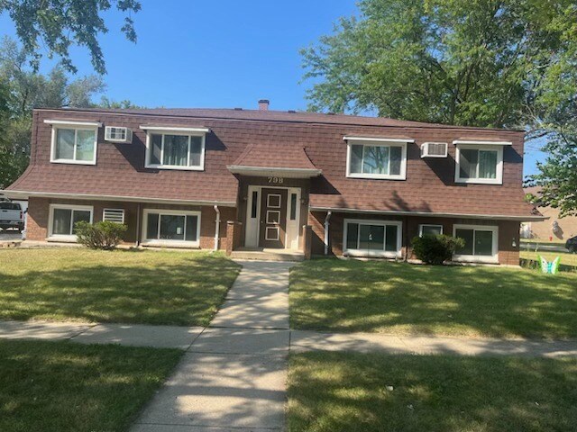 Building Photo - 798 Pleasant Dr