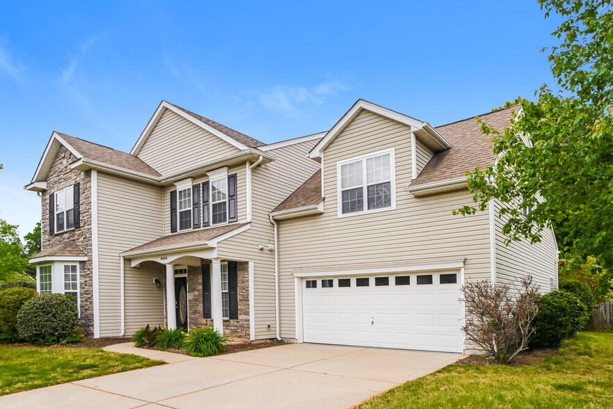 Building Photo - 4600 Sandtyn Dr