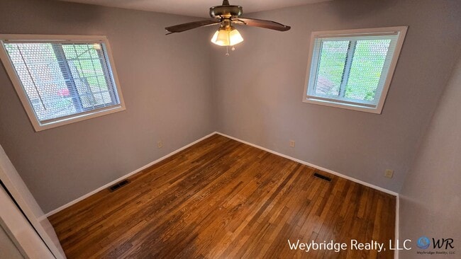 Building Photo - A Nice 3-Bed 1 Bath House in Northside!!!