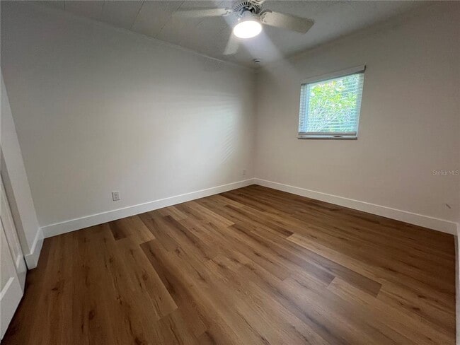 Building Photo - 418 Durrance St