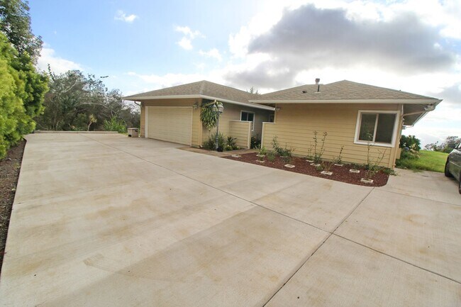 Building Photo - Kula - Furnished 3Bed/2Bath standalone home with Spectacular views