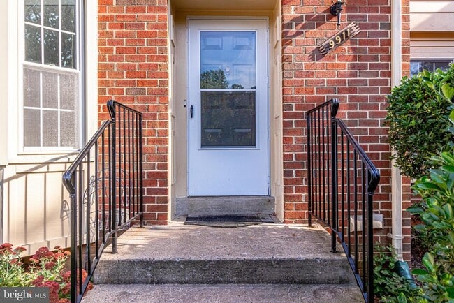 Building Photo - 9911 Whitewater Dr