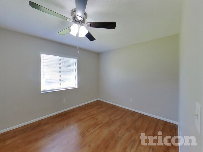 Building Photo - 1108 Robin Dr