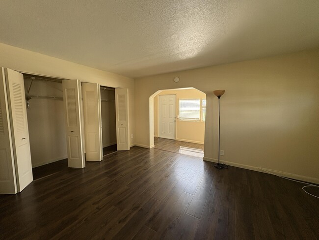 Building Photo - 34 Northampton B