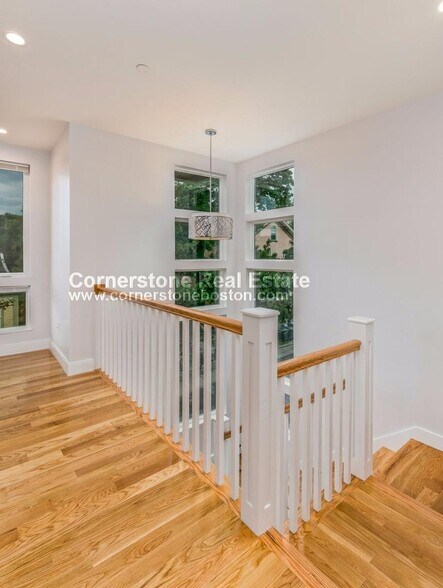 Building Photo - 7 Alleghany St