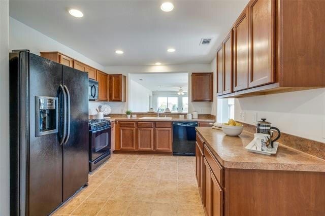 Building Photo - 7414 Birmingham Forest Dr