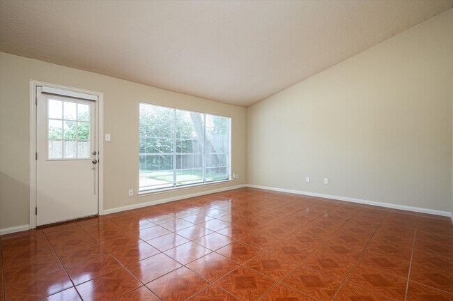 Building Photo - 9306 Sanford Rd