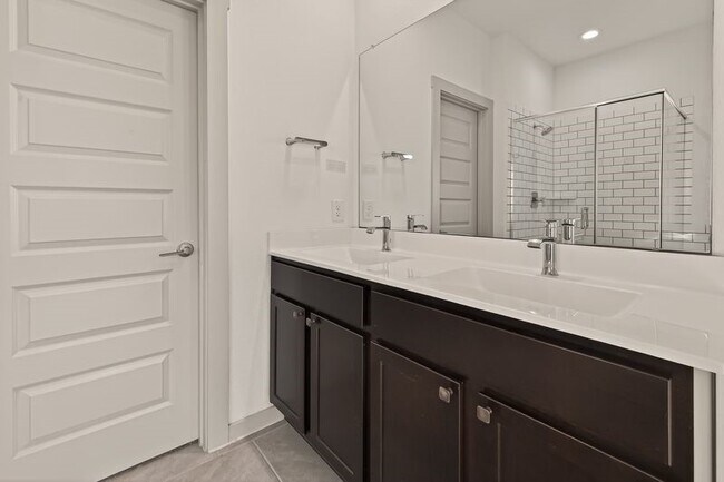 Building Photo - 7538 Keystone Blossom Trl