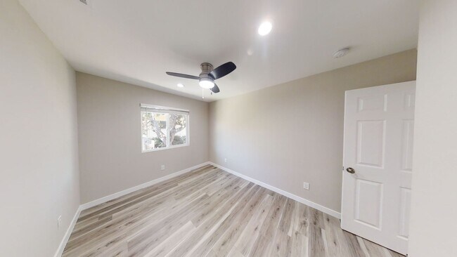 Building Photo - 4BD/2BA, Close to Campus!!