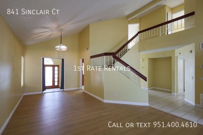 Building Photo - 841 Sinclair Ct