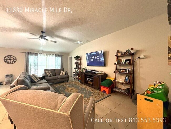 Building Photo - 11830 Miracle Mile Dr,-