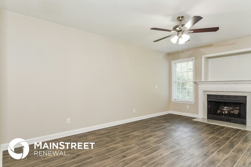Building Photo - 2204 Lancey Dr