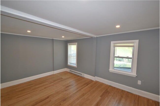 Building Photo - 164 W Front St