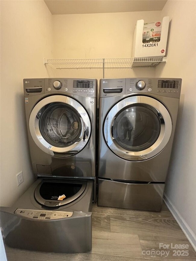 Building Photo - 4159 Millennium Ave