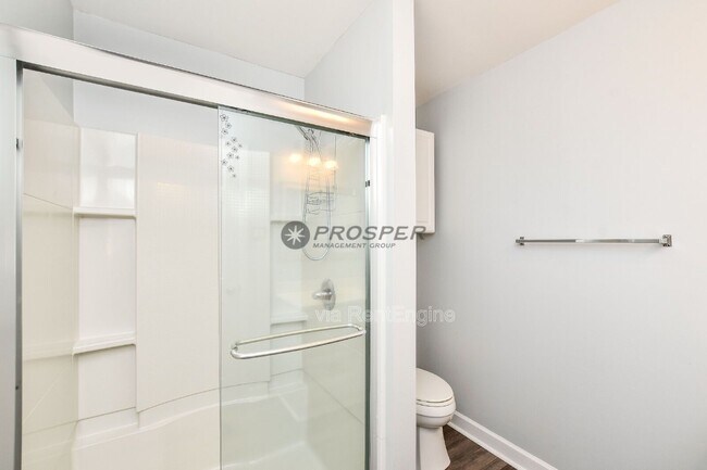 Building Photo - 1082 Hampton Rd