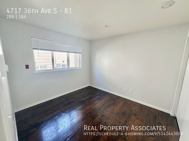 Building Photo - 4717 36th Ave S
