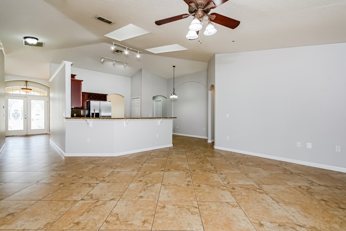 Building Photo - 1012 Heron Ct