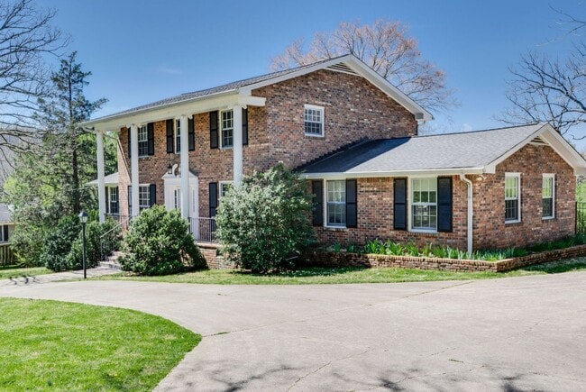 Building Photo - 795 Greeley Dr