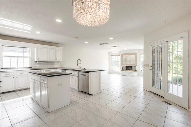 Building Photo - 2804 NW 158th St