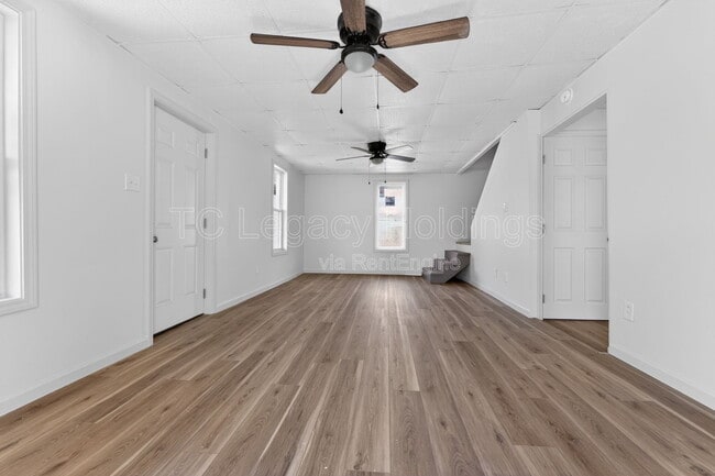 Building Photo - 804 Illinois Ave