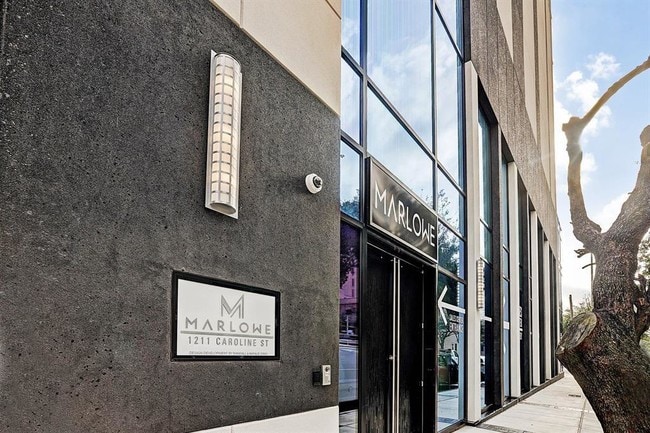 Building Photo - 1211 Caroline St