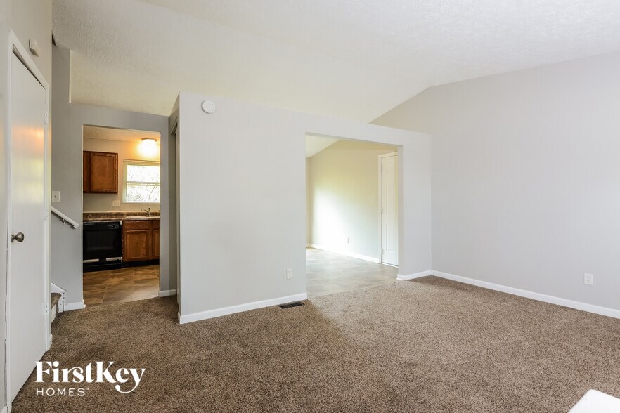 Building Photo - 5606 Winship Dr