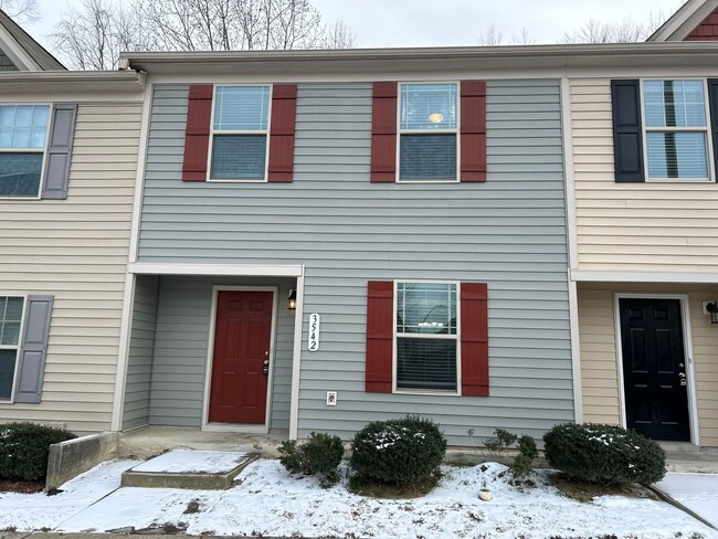 Primary Photo - *Move in Special* Updated 3 Bedroom | 2.5 ...