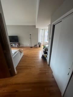 Building Photo - 901 W Dakin St