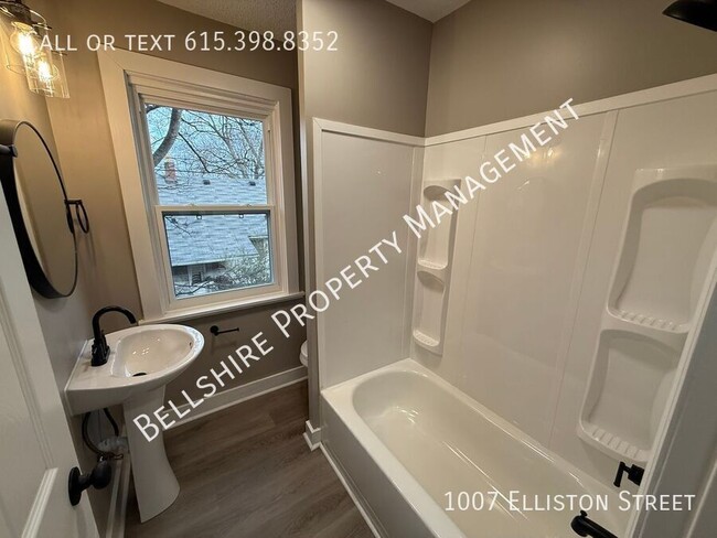 Building Photo - 1007 Elliston St