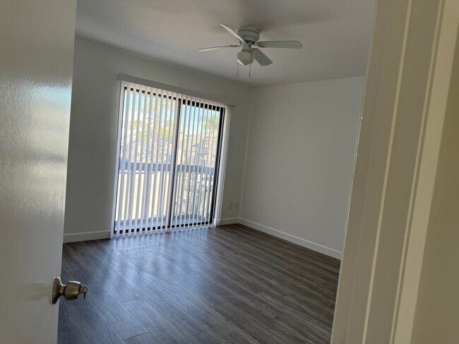 Building Photo - 2103 Wharf Ln