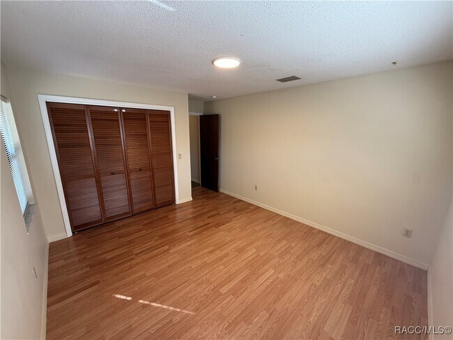 Building Photo - 6191 E Tenison St