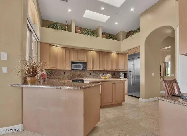 Building Photo - 12198 E Doubletree Ranch Rd