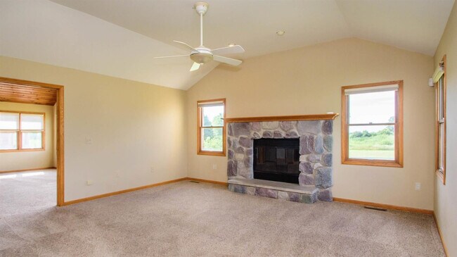 Building Photo - 5736 Willis Rd