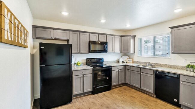 Building Photo - 21155 Gosling Rd