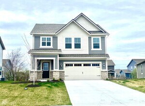 Building Photo - 6452 Hawthorne Dr