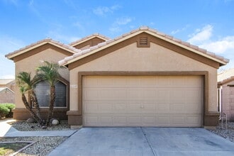 Building Photo - 11409 W Cambridge Ave