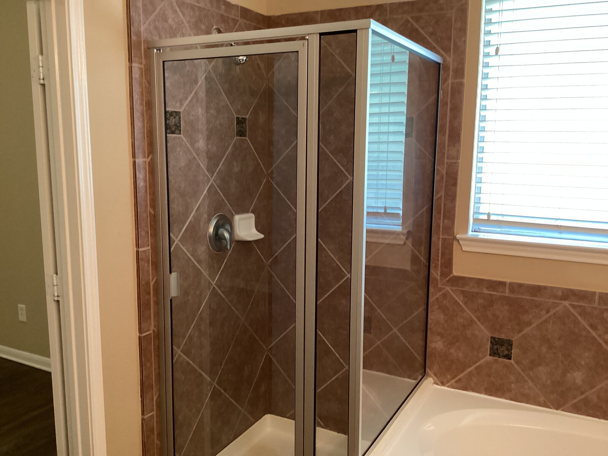 Building Photo - 26314 Longview Creek Dr