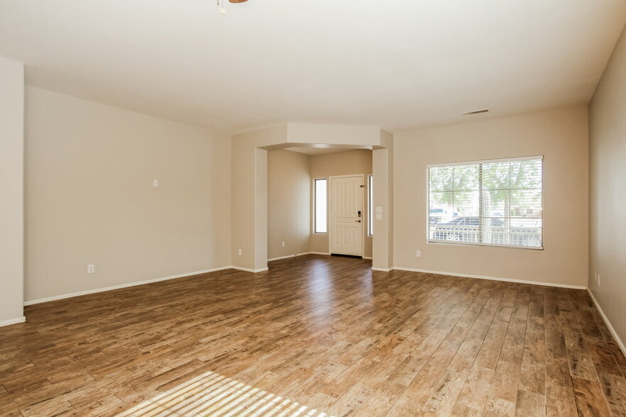 Building Photo - 17446 W Papago St