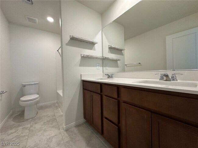 Building Photo - 6988 Sylmar Ave