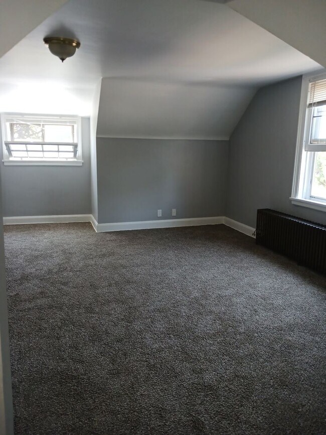 Building Photo - 322 E Midlothian Blvd