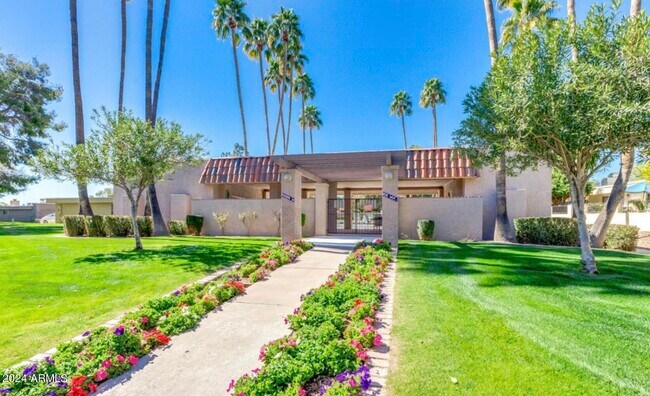 Building Photo - 8188 E Del Cuarzo Dr