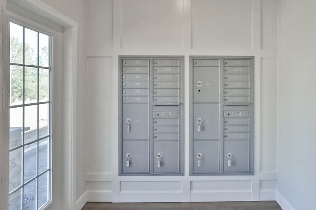 Building Photo - Newly Built Luxury 1 Bed Apartment!