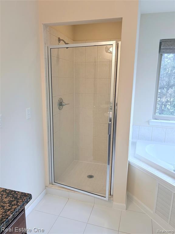 Building Photo - 6178 Elarz Dr