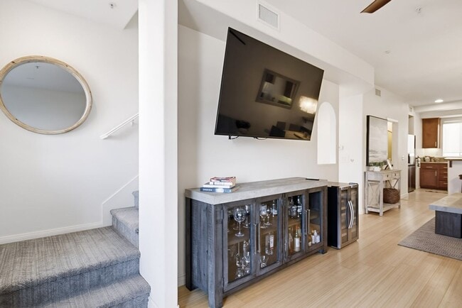 Building Photo - Steps from the Sand - Pacific Beach Townhome, Offered Fully or Partially Furnished