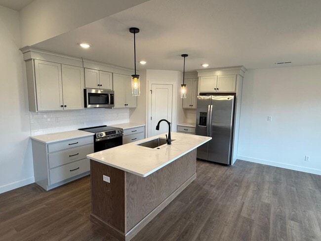 Building Photo - 5217 Whisper Dr