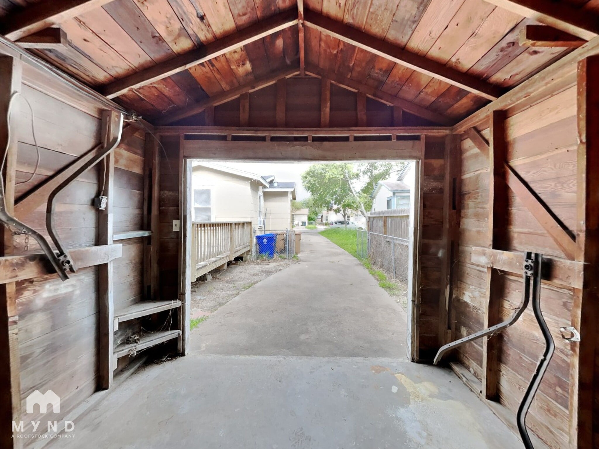 Building Photo - 4926 Anthony St